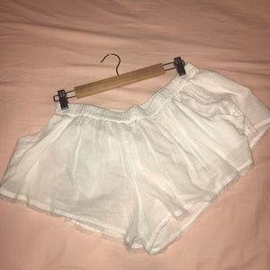 ❤️ NEW Billabong Designer’s White Cotton Shorts